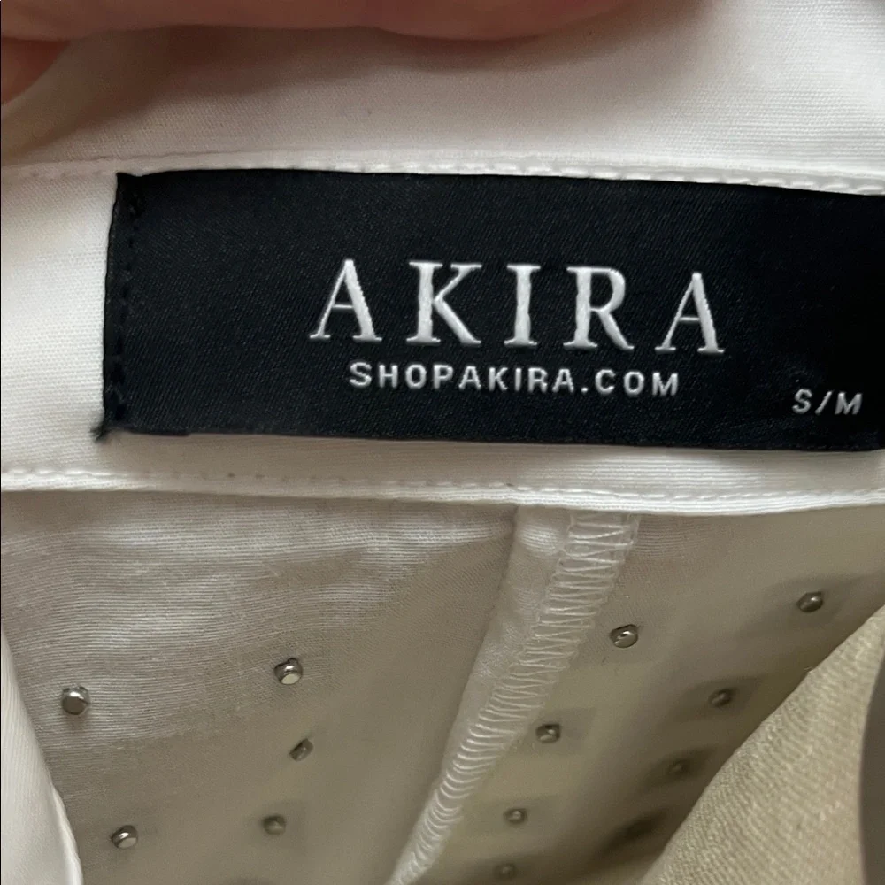 โจ๐โโฌ Shop Akria White Oversized Button-Down Shirt ๐ Silver Pyramid Studs - Picture 5 of 5